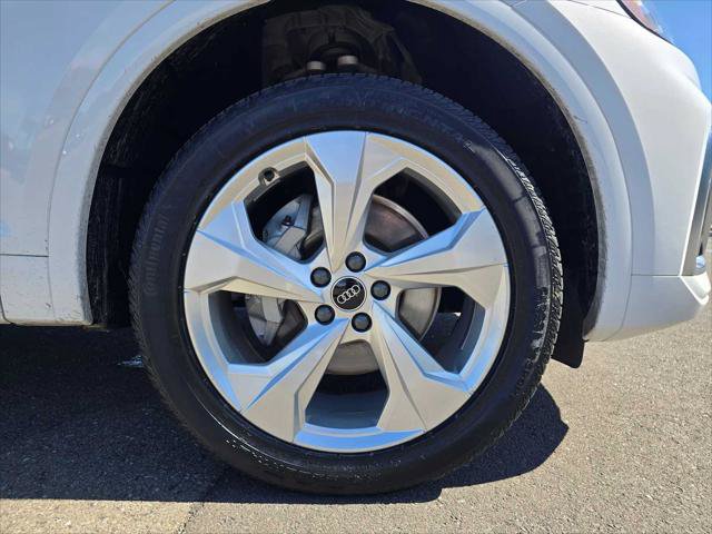 Used 2023 Audi Q5 2.0T Premium Plus w/ Premium Plus Package AWD/4WD image 9