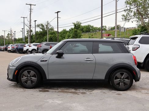 Used 2022 MINI Cooper S image 3