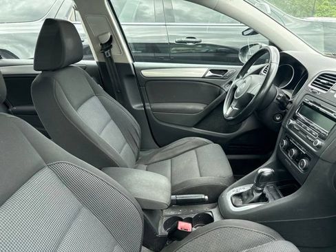 Used 2013 Volkswagen Golf 4-Door FWD image 7