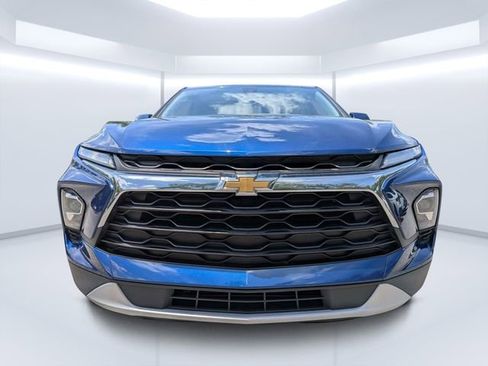 Used 2023 Chevrolet Blazer LT FWD image 8