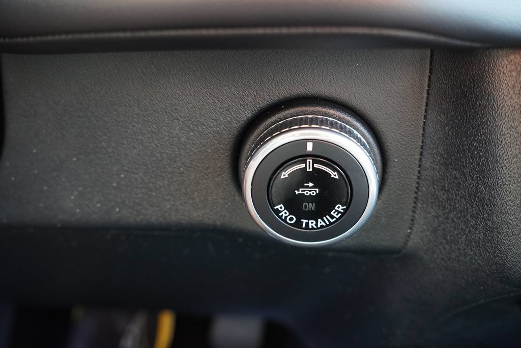 Used 2025 Lincoln Navigator Reserve AWD/4WD image 38