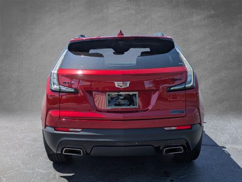 Certified 2023 Cadillac XT4 Sport w/ Enhanced Visibility Package FWD image 5