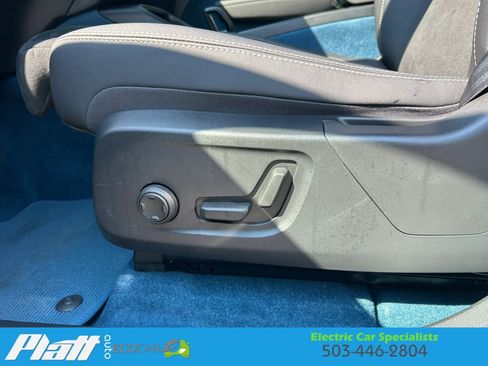 Used 2023 Volvo C40 P8 Recharge Plus AWD/4WD image 14