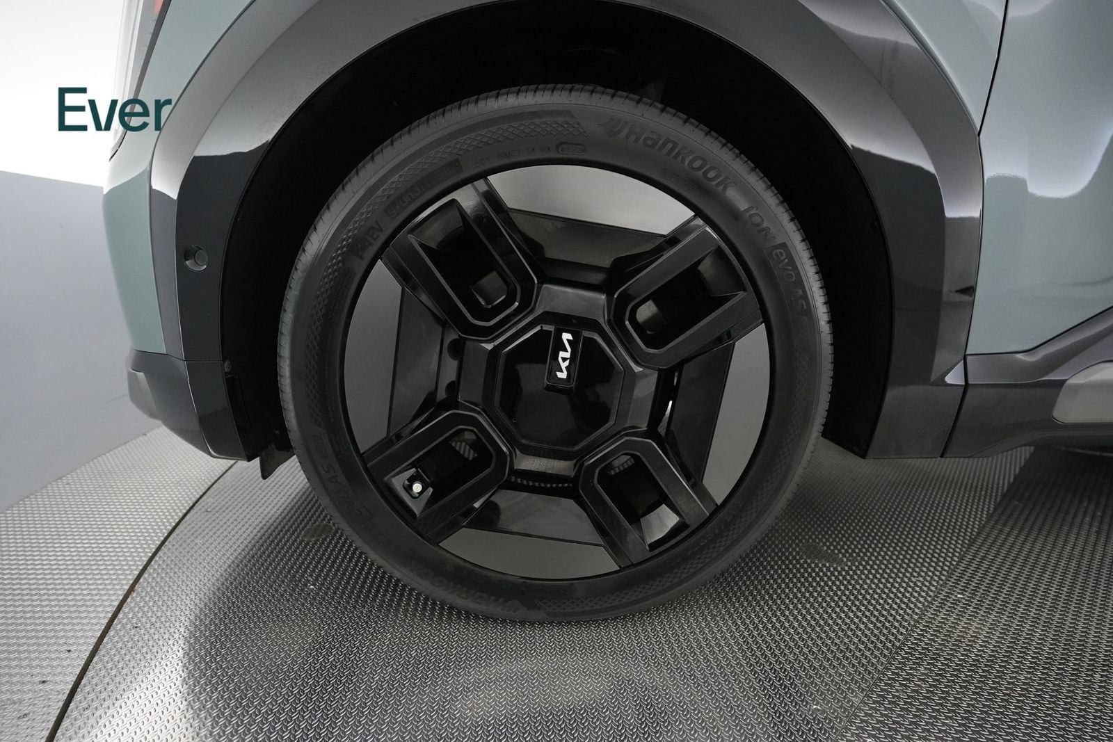 Used 2024 Kia EV9 GT-Line AWD/4WD image 19