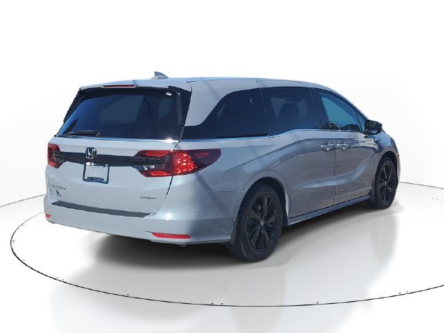 Used 2024 Honda Odyssey Sport image 4