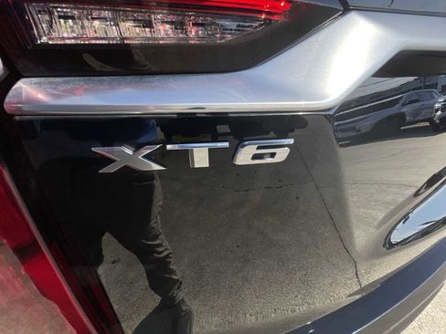 Certified 2025 Cadillac XT6 Premium Luxury image 33