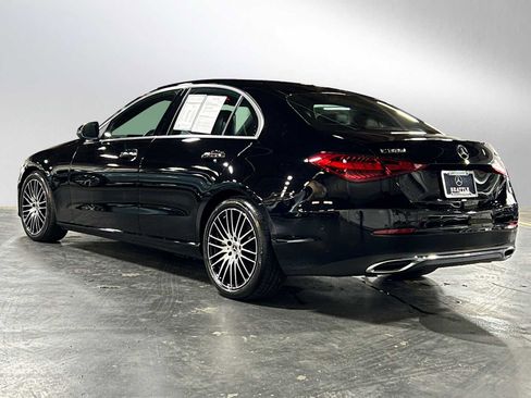 Used 2025 Mercedes-Benz C 300 4MATIC Sedan image 5