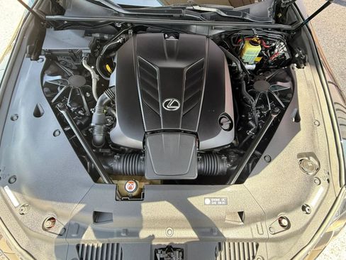 Used 2018 Lexus LC 500 Coupe w/ Sport Package RWD image 21