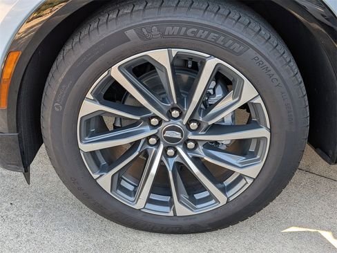 Used 2025 Cadillac Lyriq Sport image 27