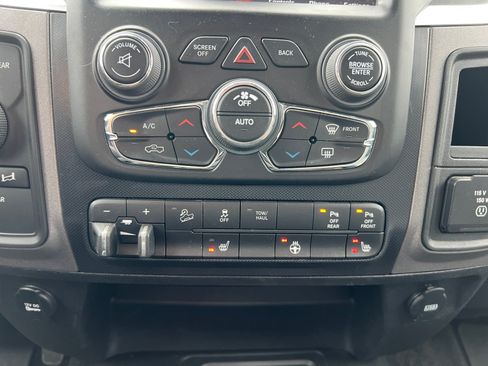 Used 2018 RAM 2500 Power Wagon w/ Luxury Group AWD/4WD image 15
