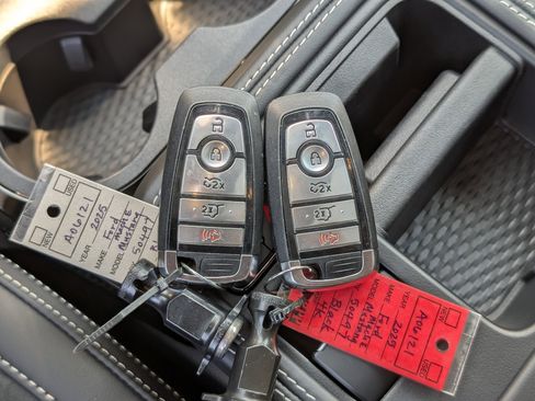 Used 2025 Ford Mustang Mach-E GT w/ Bronze Appearance Package image 39