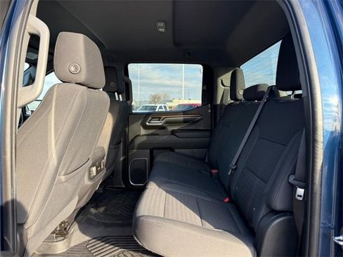 Used 2022 Chevrolet Silverado 1500 LT Trail Boss image 11