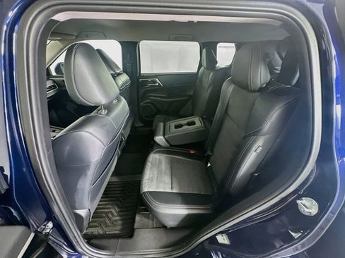Used 2024 Mitsubishi Outlander SE AWD/4WD image 26