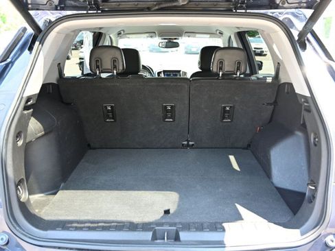 Used 2019 GMC Terrain SLT w/ Preferred Package FWD image 16