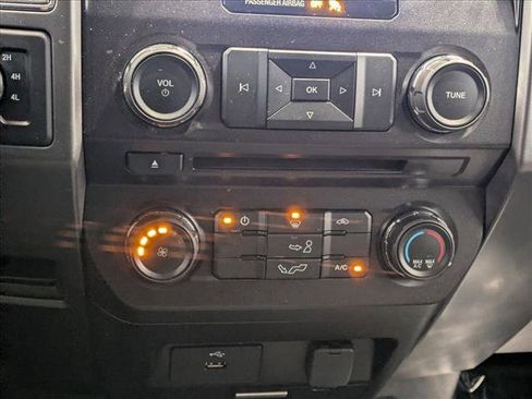 Used 2018 Ford F150 XLT image 14