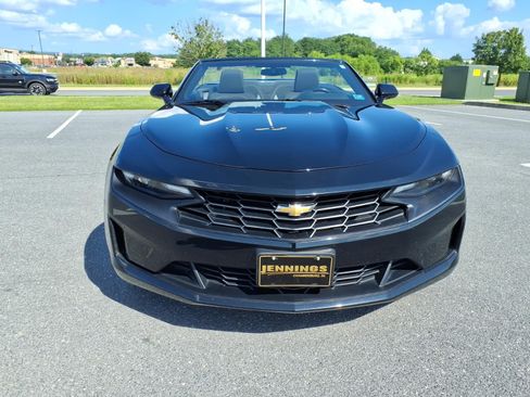 Certified 2019 Chevrolet Camaro LT RWD image 2