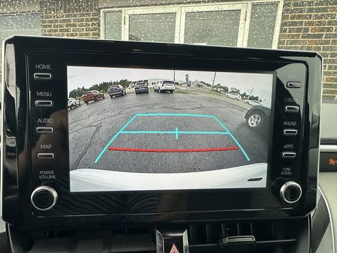 Used 2020 Toyota Corolla LE image 24