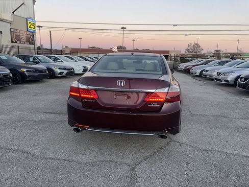 Used 2013 Honda Accord Touring image 11
