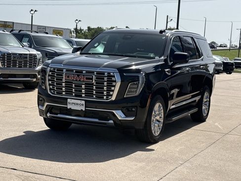 Used 2025 GMC Yukon Denali AWD/4WD image 14