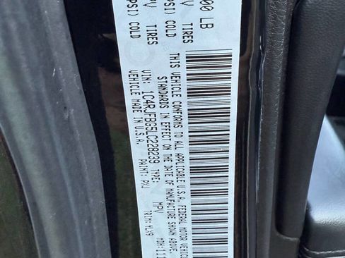 Used 2020 Jeep Grand Cherokee Limited X image 23