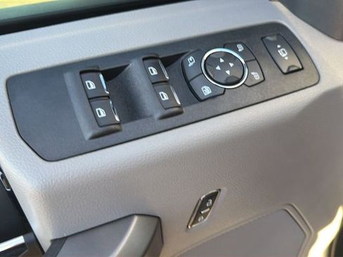 Used 2021 Ford F250 XLT w/ Tremor Off-Road Package image 21