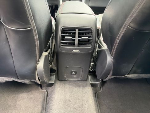 Used 2024 Ford Escape ST-Line w/ Tech Pack #1 AWD/4WD image 13