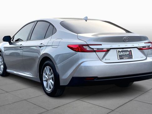 Used 2026 Toyota Camry LE image 11