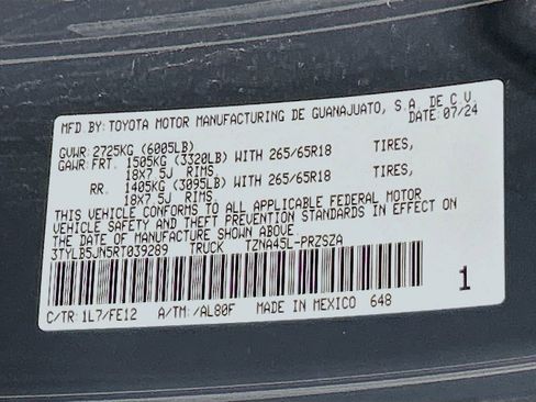 Used 2024 Toyota Tacoma TRD Sport image 27