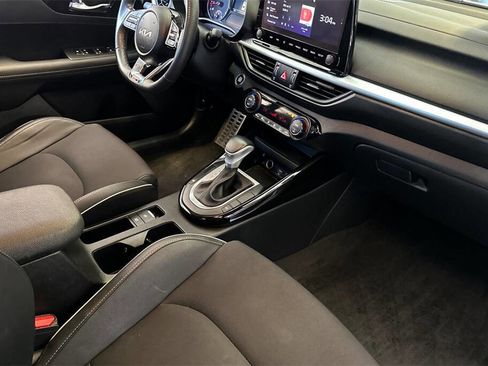 Used 2024 Kia Forte GT-Line image 15