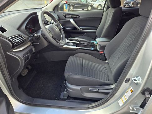 New 2025 Mitsubishi Eclipse Cross LE image 13