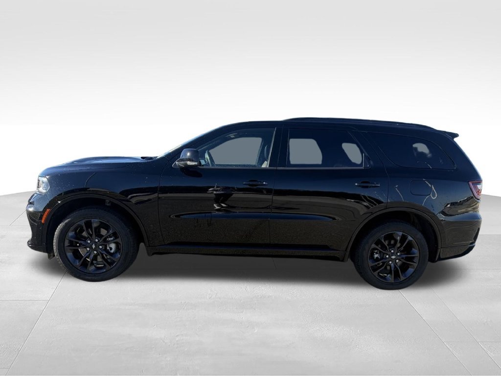 Used 2025 Dodge Durango GT AWD/4WD image 2