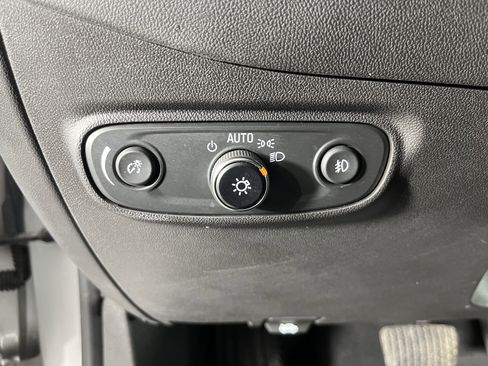 Used 2020 Chevrolet Equinox Premier AWD/4WD image 20