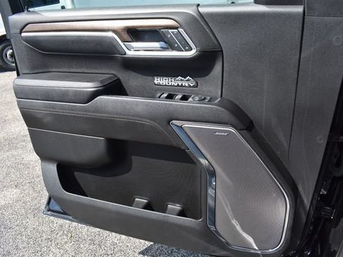 Certified 2023 Chevrolet Silverado 1500 High Country AWD/4WD image 37