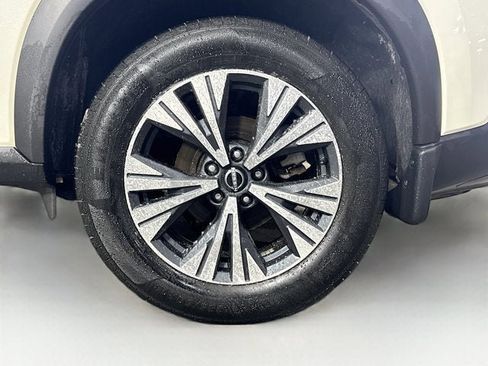 Certified 2023 Nissan Rogue SV w/ SV Premium Package image 26