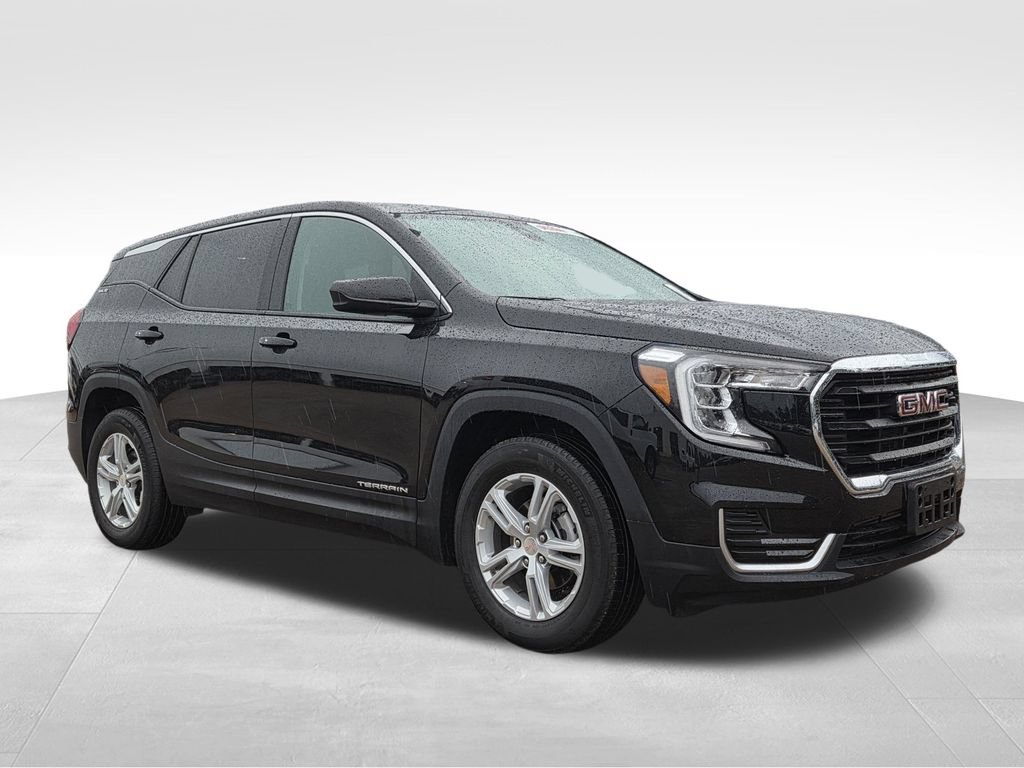 Used 2024 GMC Terrain SLE FWD image 4