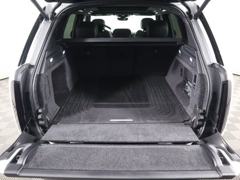 New 2026 Land Rover Range Rover SE AWD/4WD image 30
