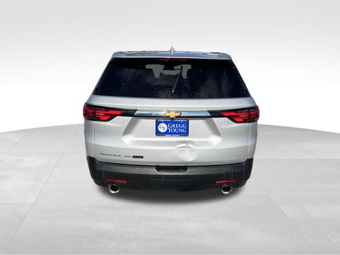Used 2022 Chevrolet Traverse LS AWD/4WD image 5