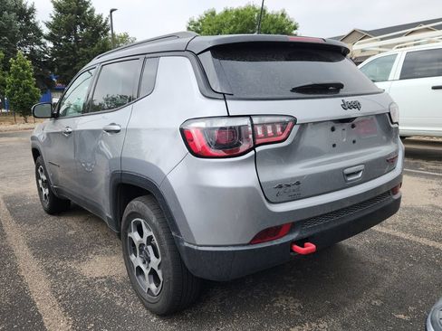 Used 2022 Jeep Compass Trailhawk w/ Trailhawk Convenience Group AWD/4WD image 4