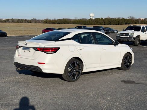 Used 2023 Nissan Sentra SR image 5