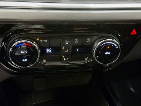 New 2026 Chevrolet Trax ACTIV w/ Driver Confidence Package FWD image 17