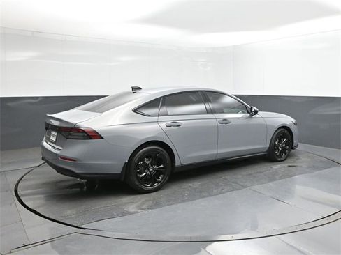 New 2025 Honda Accord SE image 15