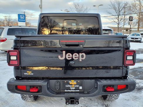 Used 2020 Jeep Gladiator Rubicon image 10