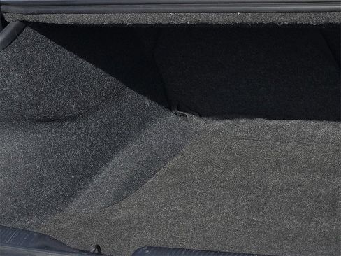 Used 2019 Dodge Charger R/T image 8