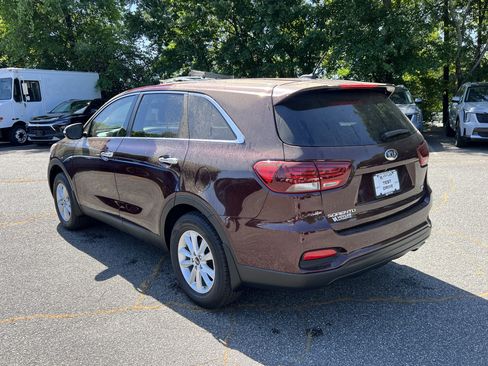 Used 2019 Kia Sorento FWD image 5