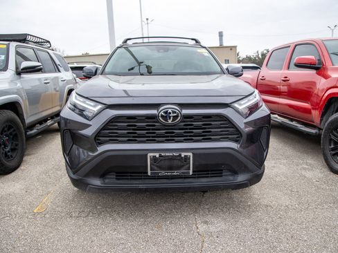 Used 2024 Toyota RAV4 XLE image 4