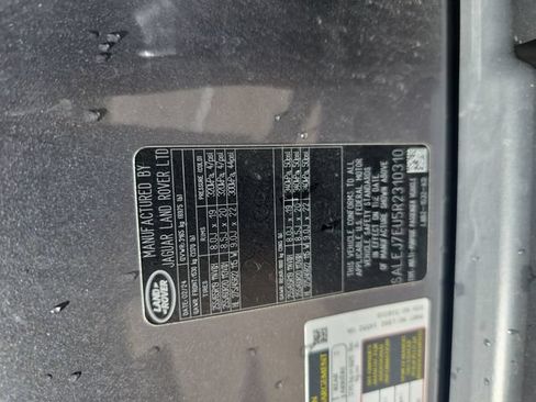 Certified 2024 Land Rover Defender 110 S AWD/4WD image 38