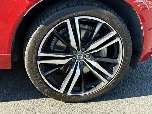 Used 2019 Volvo XC60 T6 R-Design AWD/4WD image 28