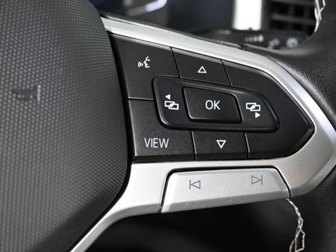 Certified 2023 Volkswagen Atlas SE w/ Panoramic Sunroof Package image 25