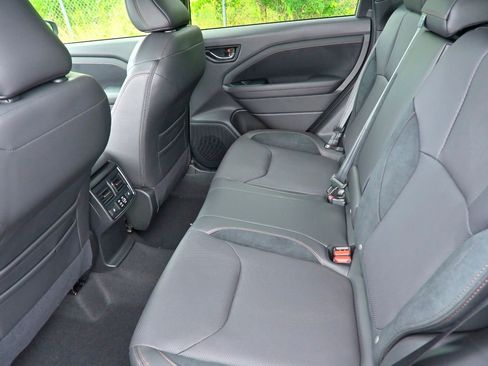 New 2025 Subaru Forester Touring image 26