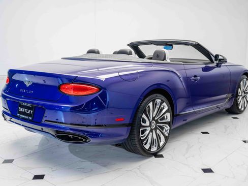 Used 2024 Bentley Continental GT Mulliner image 11